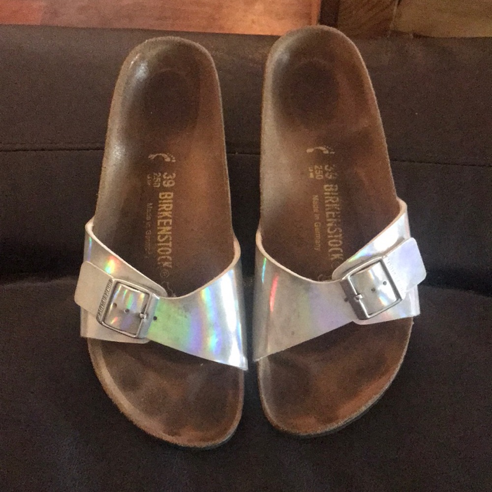 Silver iridescent birks! 🖤